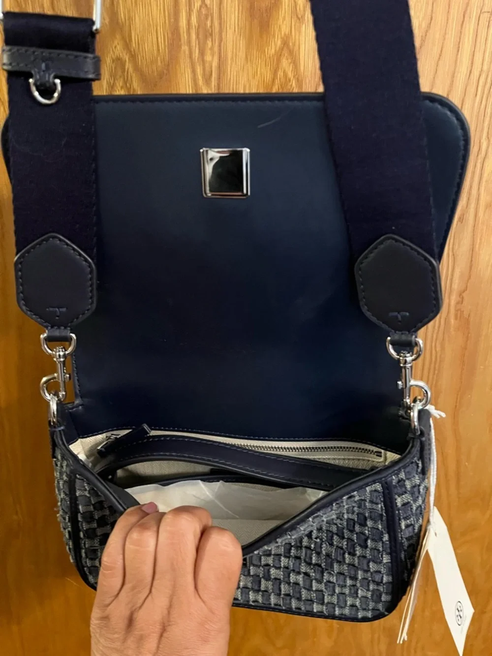 Tory Burch Black Navy Logo Crossbody Bag - Picture 9 of 10
